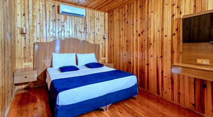 Hitit Marina Hotel & Bungalows
