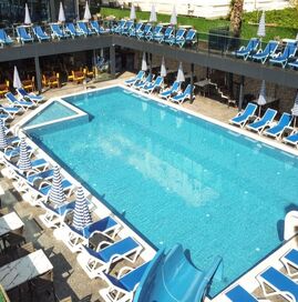 Relax Beach Hotel