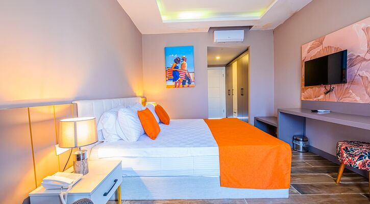 Feniks Hotel