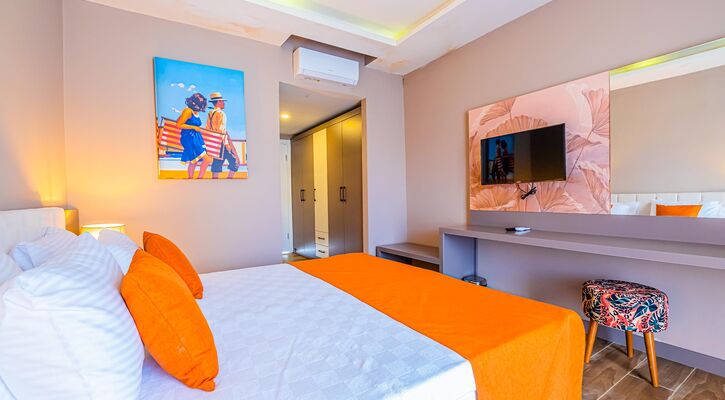 Feniks Hotel