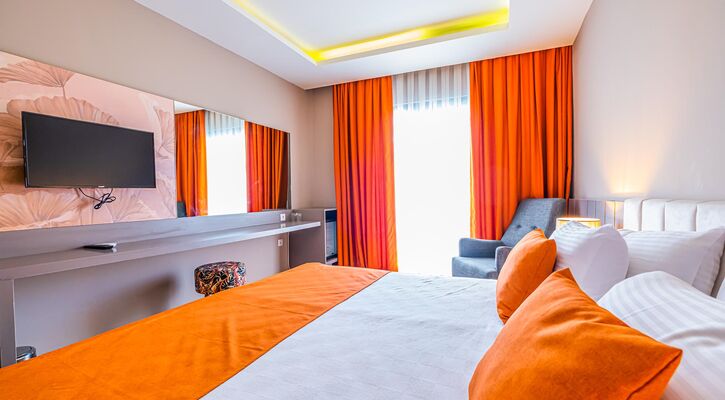 Feniks Hotel