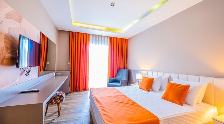 Feniks Hotel