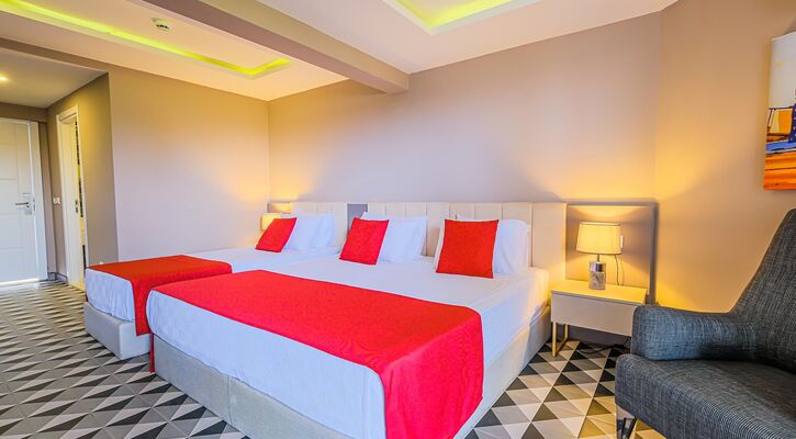 Feniks Hotel