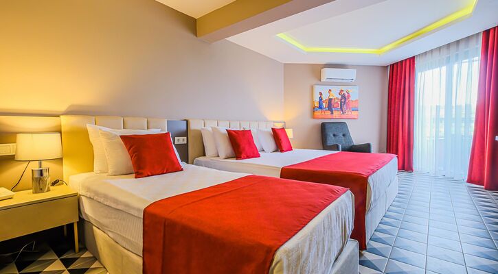 Feniks Hotel