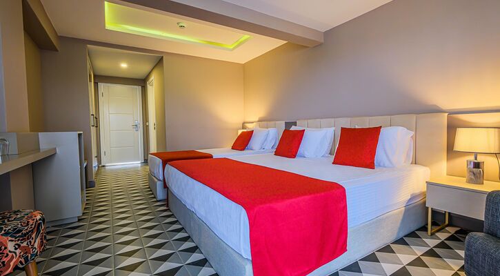 Feniks Hotel