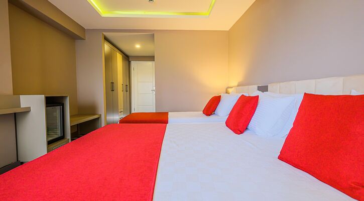 Feniks Hotel