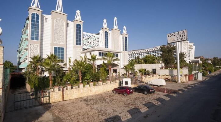 Concordia Celes Hotel