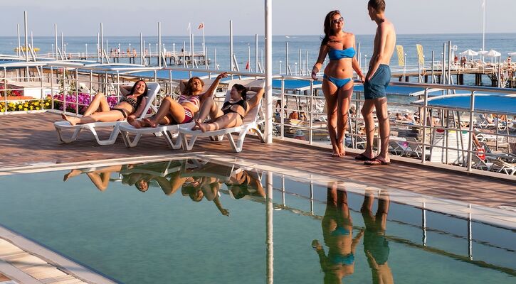 Concordia Celes Hotel