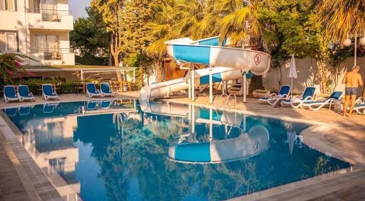 Akalia Suite Hotel