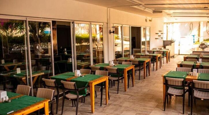 Akalia Suite Hotel