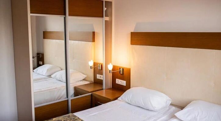 Akalia Suite Hotel