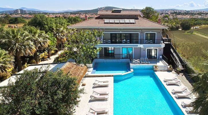 Enki Suess Alaçatı Otel